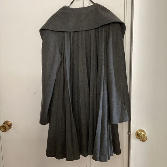 H&M Sz 12 Gray swing coat, cape, pleated, wool - Picture 2 of 11